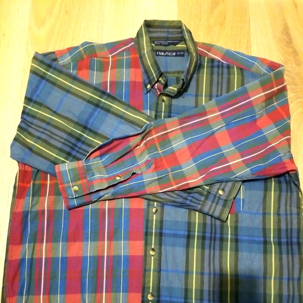 Nautica XL Button Down Dress Shirt